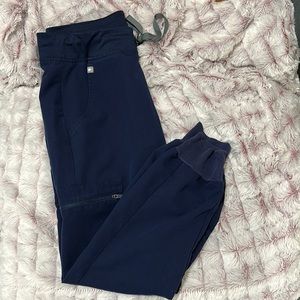 Figs Zamora joggers navy size SP